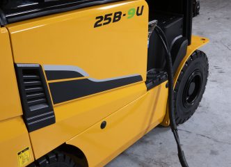 What’s the economic lifespan of a forklift?